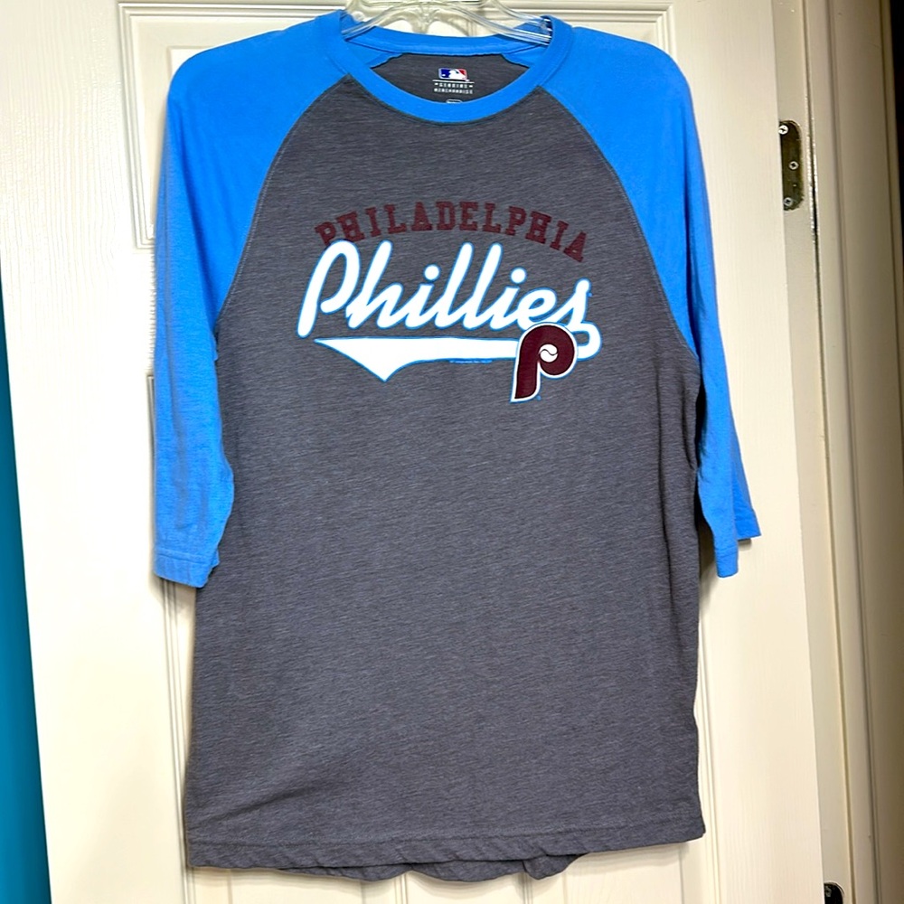 SALE ⚾️Phillies L/S Baseball Shirt
